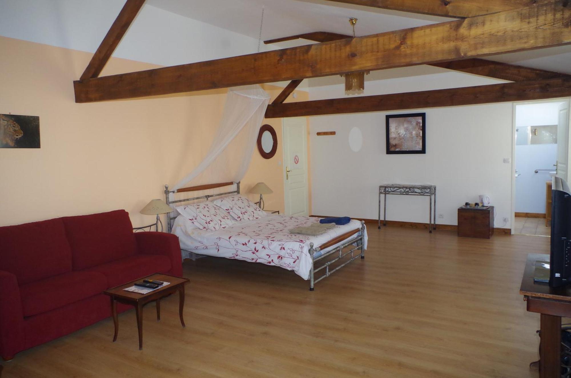Maison D'Hotes Le Cadran Solaire Courcelles  Zimmer foto